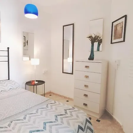 Bonito Apartamento De Dos Dormitorios En El Centro Y Calle San Miguel Torremolinos Exterior foto